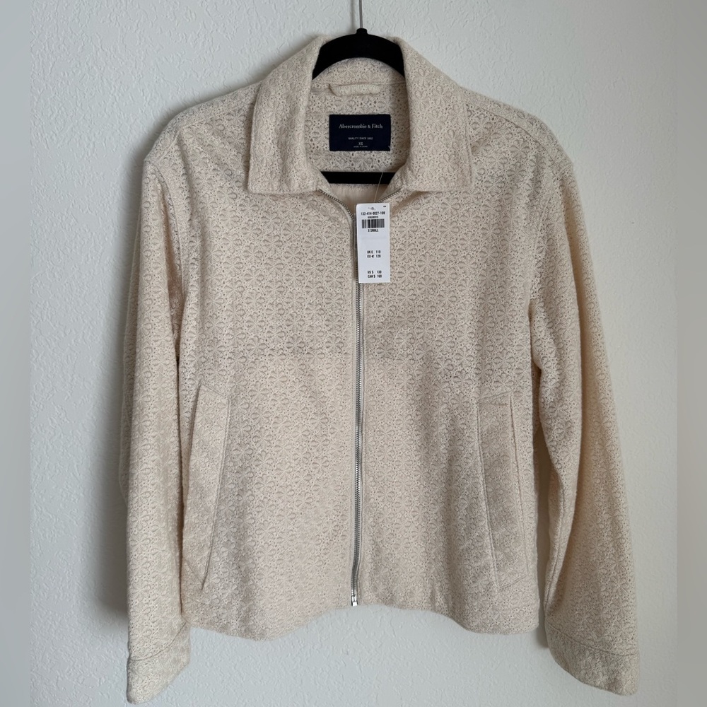 NEW! Abercrombie & Fitch Cream Blazer with Floral Embroidery